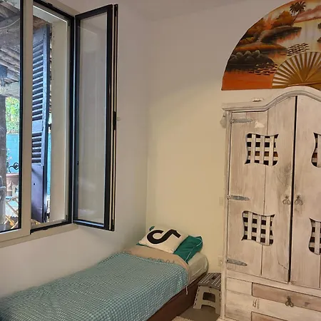 Charming In Historical House Apartmán Vallauris